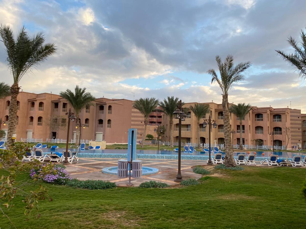 Special Chalets In Porto South Beach Families Ain Sukhna Esterno foto