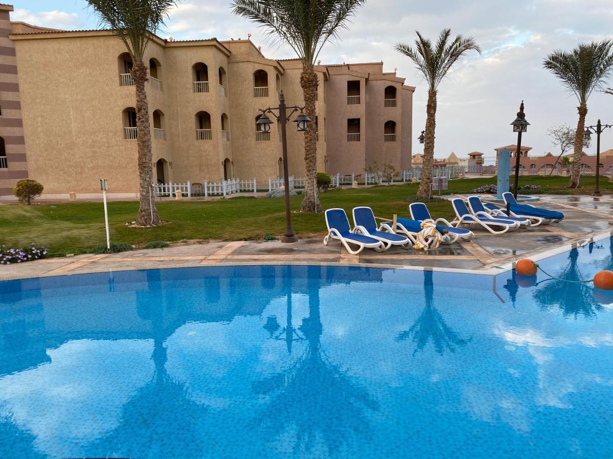 Special Chalets In Porto South Beach Families Ain Sukhna Esterno foto