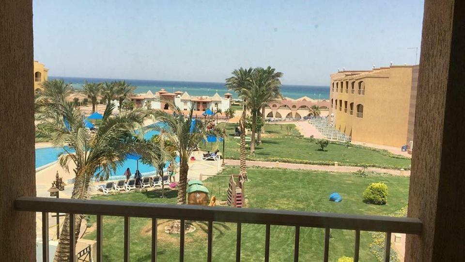 Special Chalets In Porto South Beach Families Ain Sukhna Esterno foto