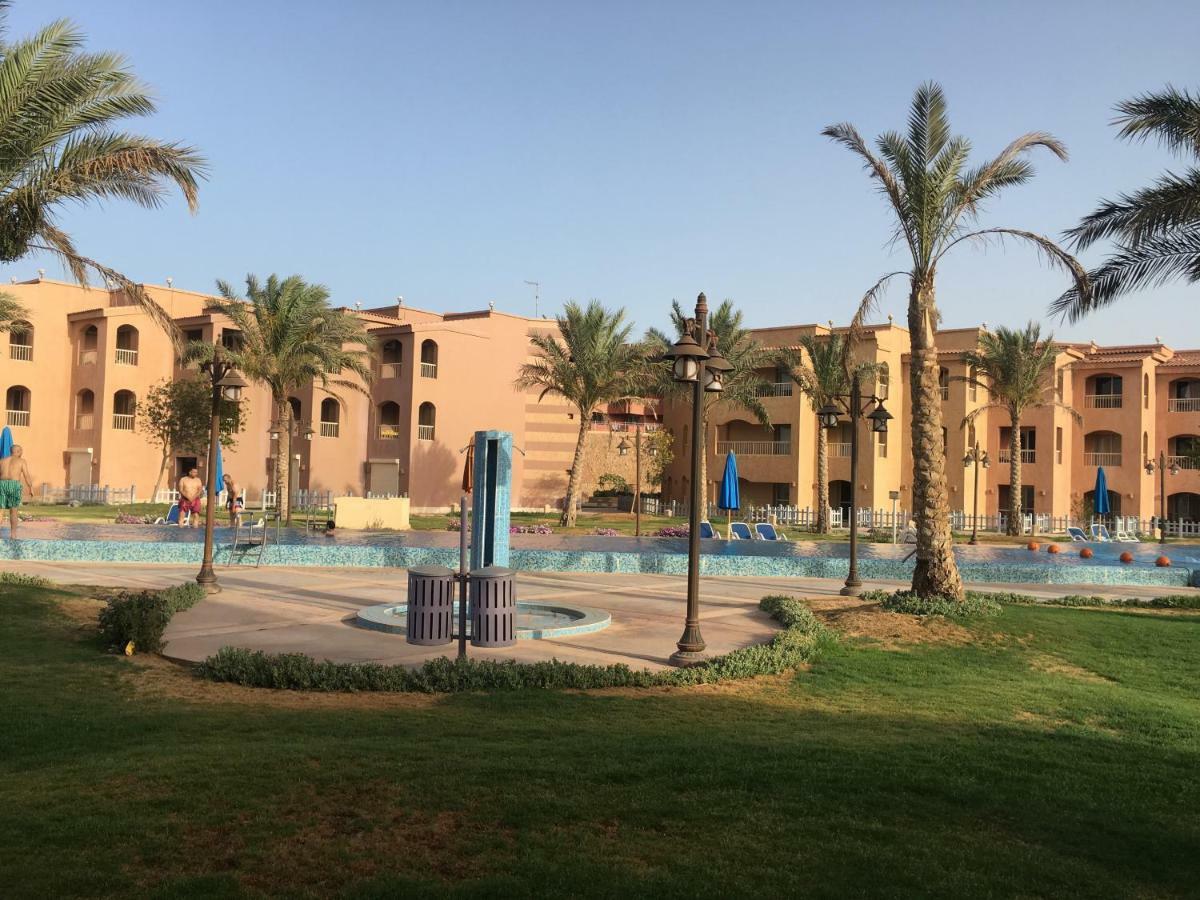 Special Chalets In Porto South Beach Families Ain Sukhna Esterno foto